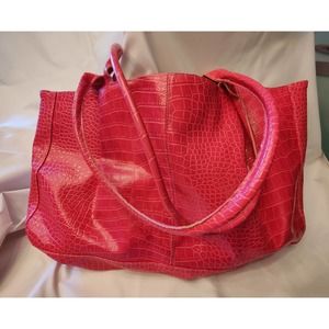 LARGE, ROOMY PINK Tote, TMO Brand Closure, Faux Croc Pattern